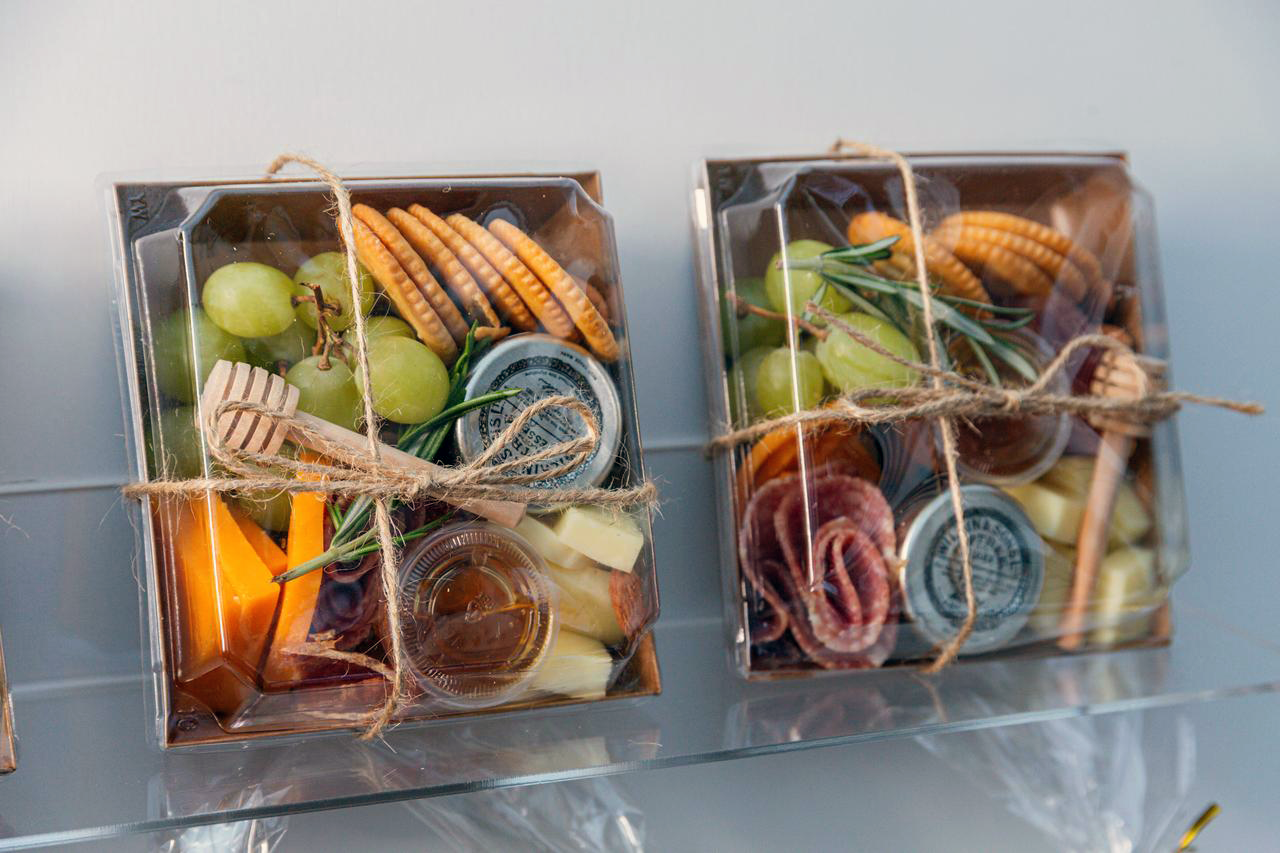 litzy luxe Platos